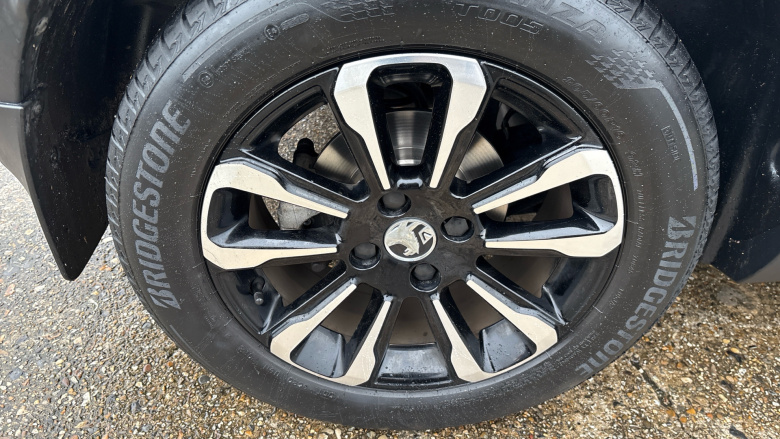 Vauxhall Crossland 1.2 Turbo Design 5dr Petrol Hatchback